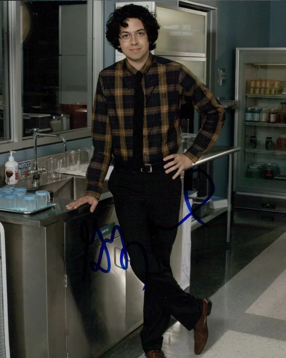 Geoffrey Arend autograph