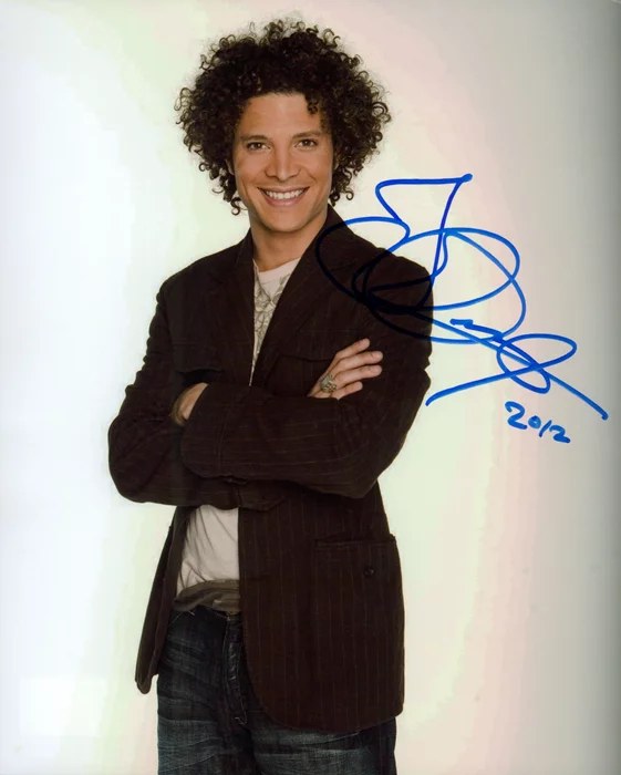 Justin Guarini autograph