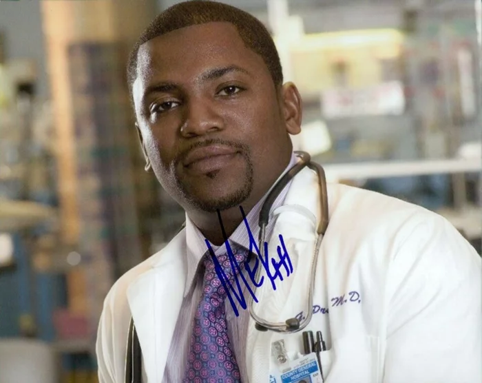 Mekhi Phifer autograph