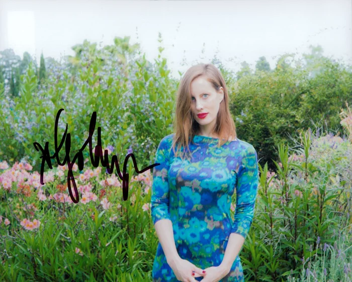 Liz Goldwyn autograph