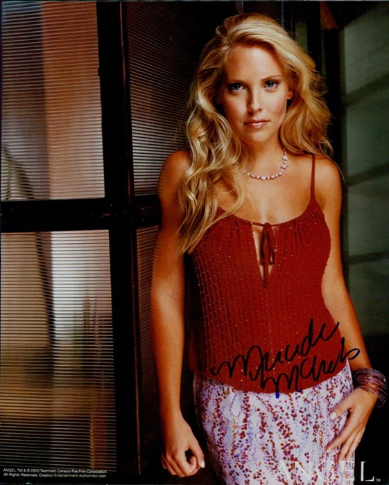 Mercedes McNab autograph