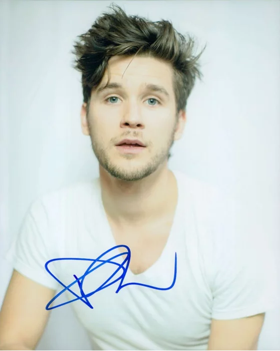Devon Werkheiser autograph