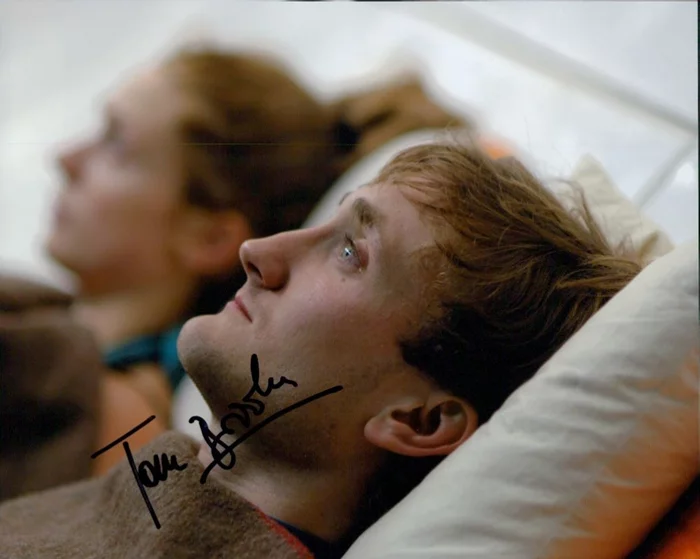 Tom Brooke autograph