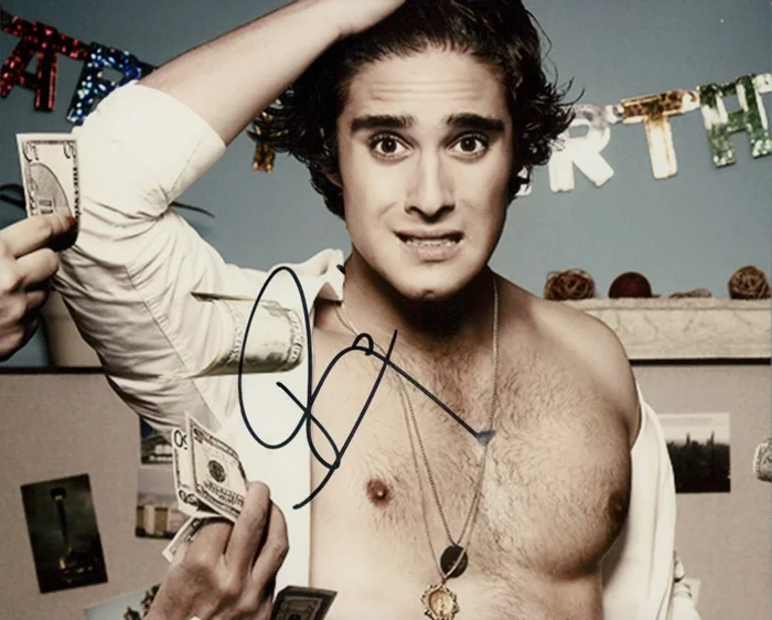Diego Boneta autograph