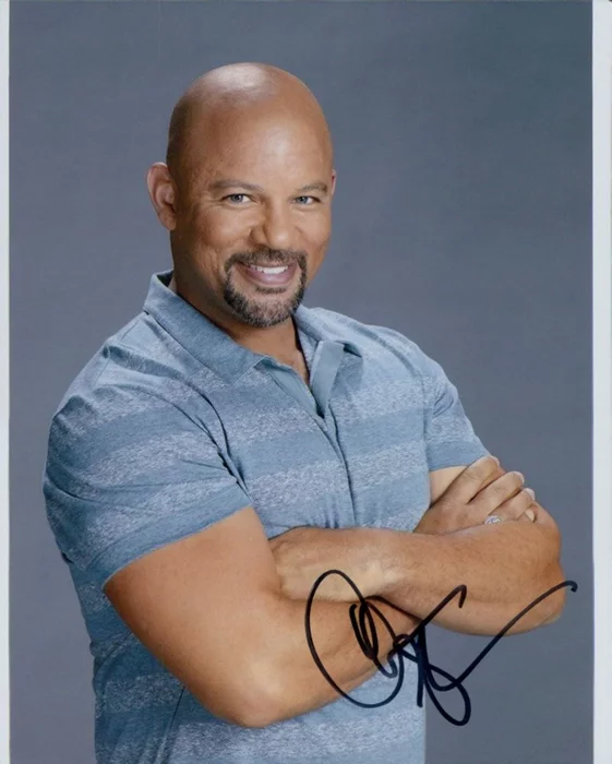 Chris Williams autograph
