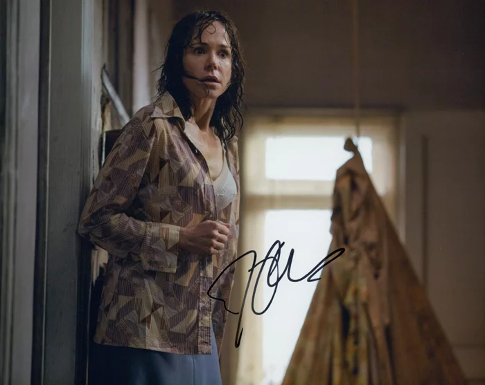 Frances O'Connor autograph