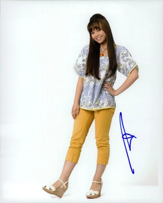 Anna Maria Perez de Tagle autograph