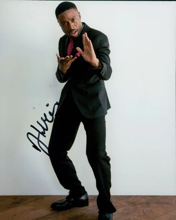 Justin Hires autograph