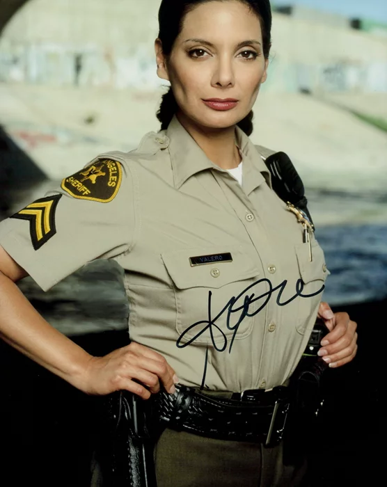 Alex Meneses autograph