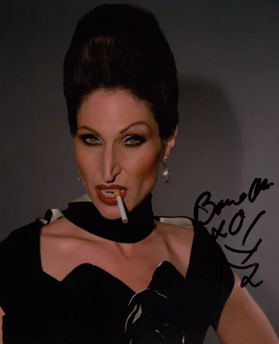 Bonnie Aarons autograph