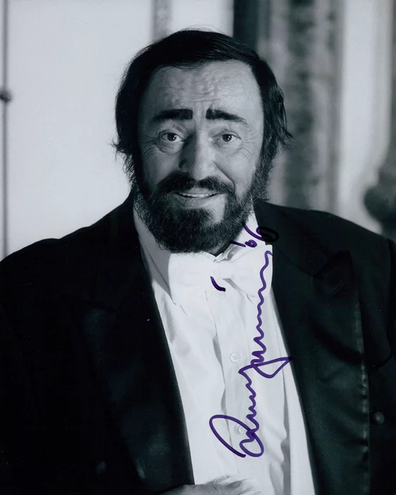 Luciano Pavarotti autograph
