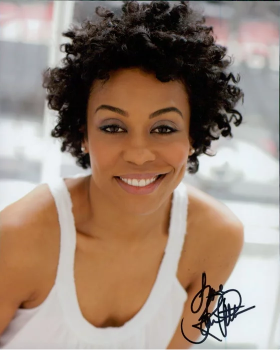 Karen Pittman autograph