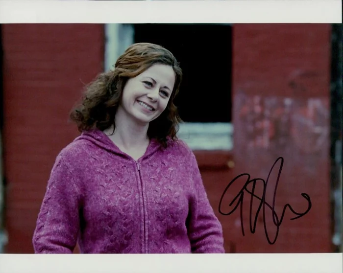 Geraldine Hughes autograph