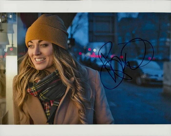 Roisin O autograph