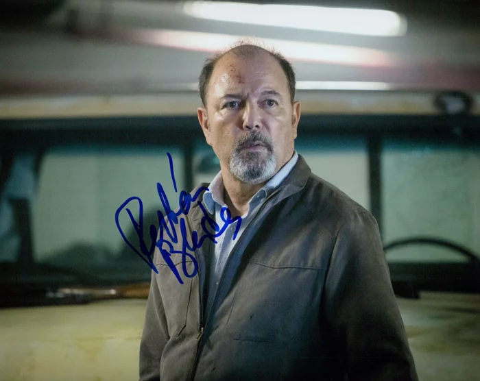 Ruben Blades autograph