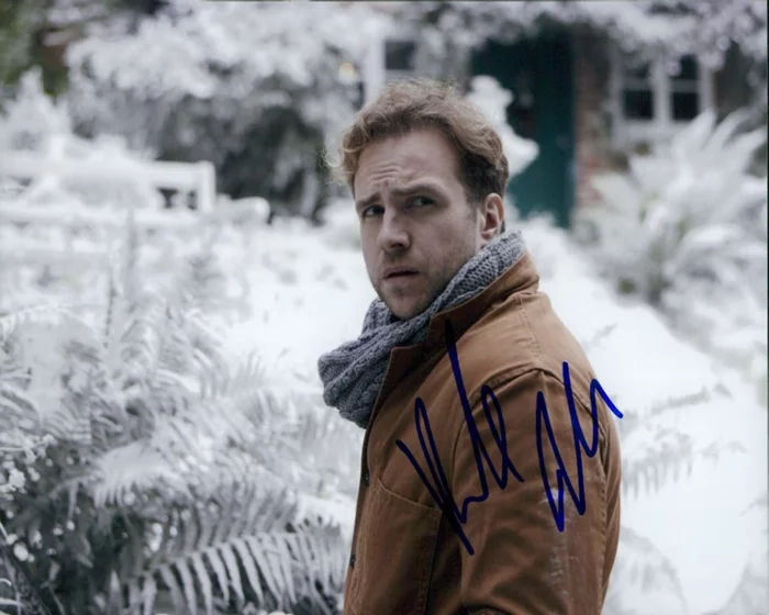 Rafe Spall autograph