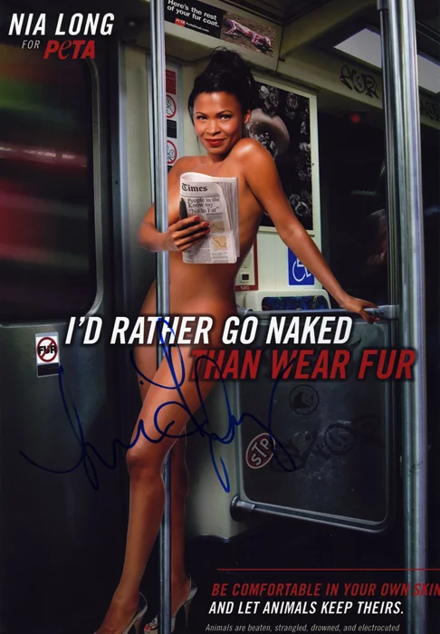 Nia Long autograph