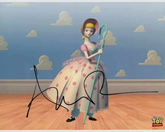 Annie Potts autograph