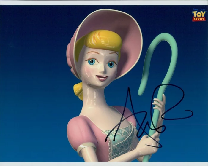 Annie Potts autograph