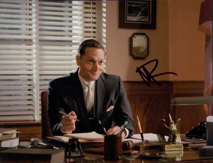 Matt Ross autograph