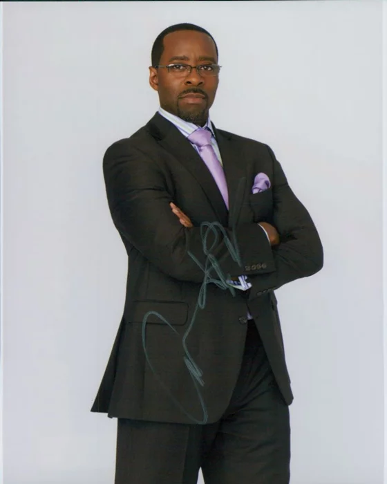 Courtney B. Vance autograph