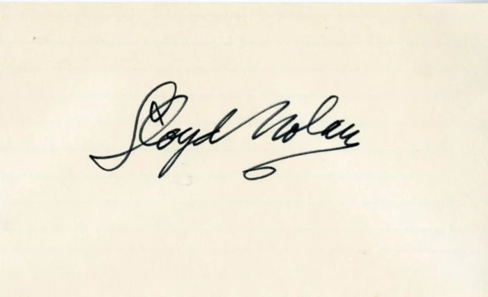 Lloyd Nolan autograph