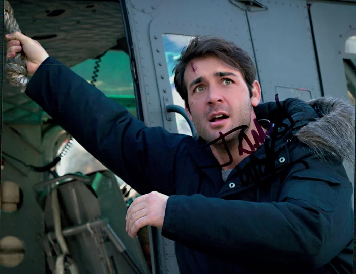 James Wolk autograph