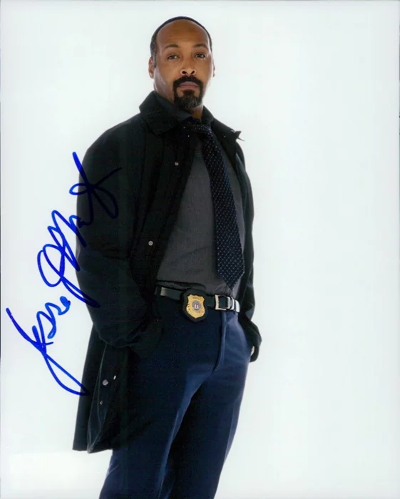 Jesse Martin autograph