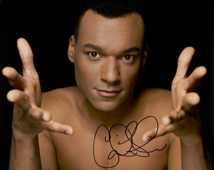 Colin Salmon autograph