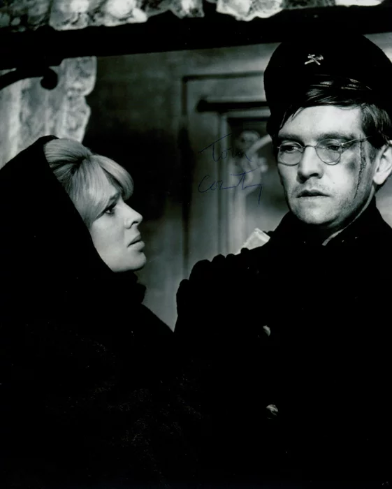 Tom Courtenay autograph
