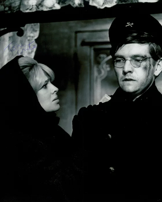 Tom Courtenay autograph
