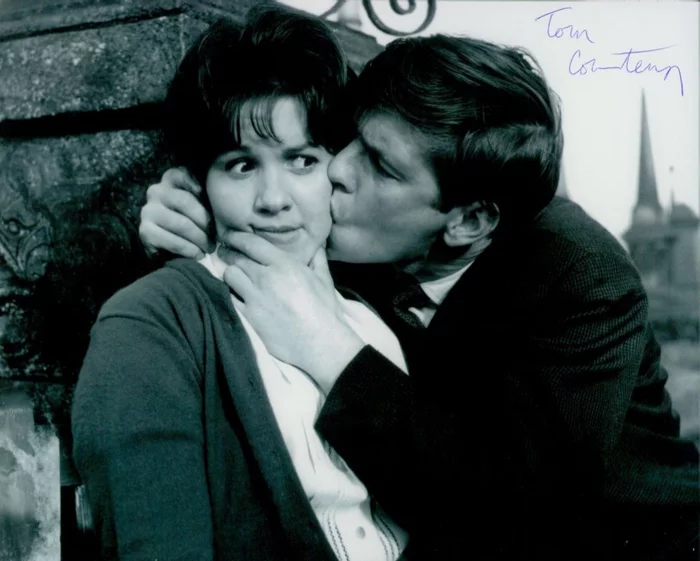 Tom Courtenay autograph