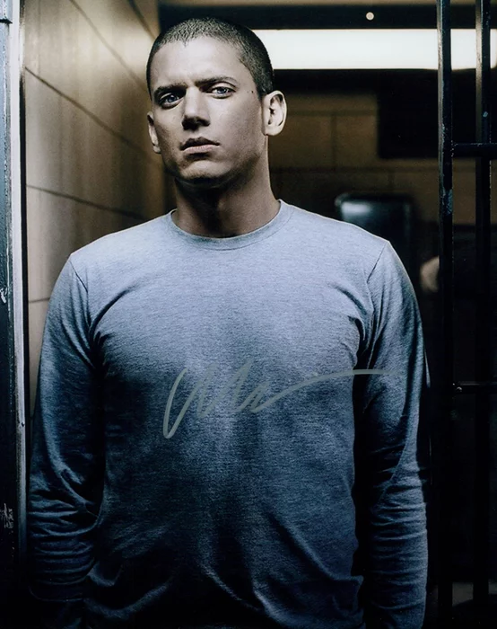 Wentworth Miller autograph