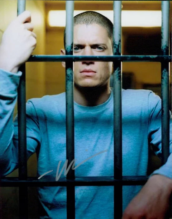 Wentworth Miller autograph