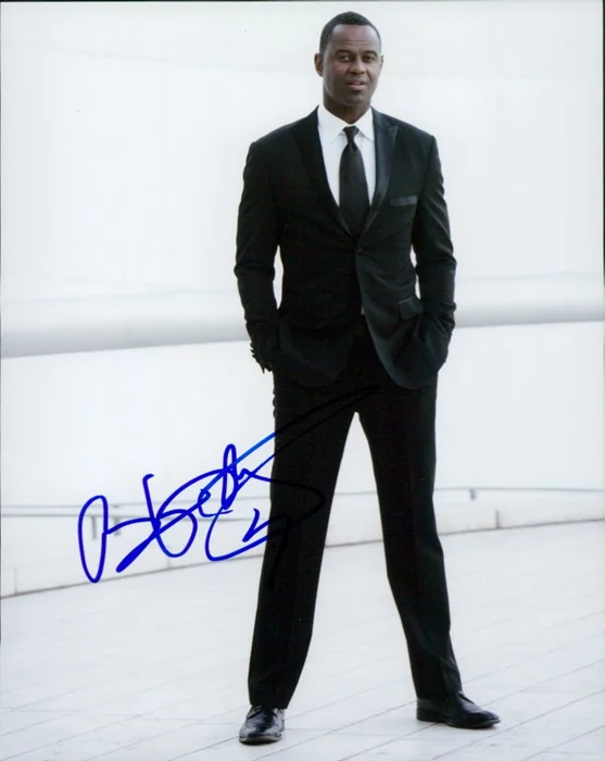 Brian McKnight autograph