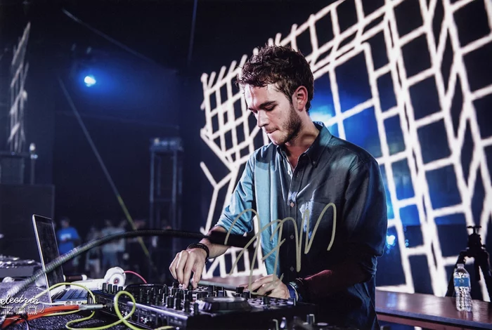 Zedd autograph