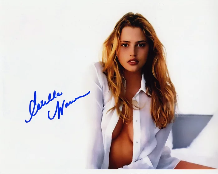 Estella Warren autograph