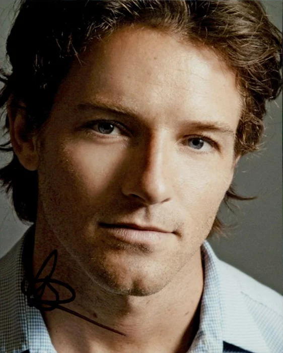 Ian  Bohen autograph