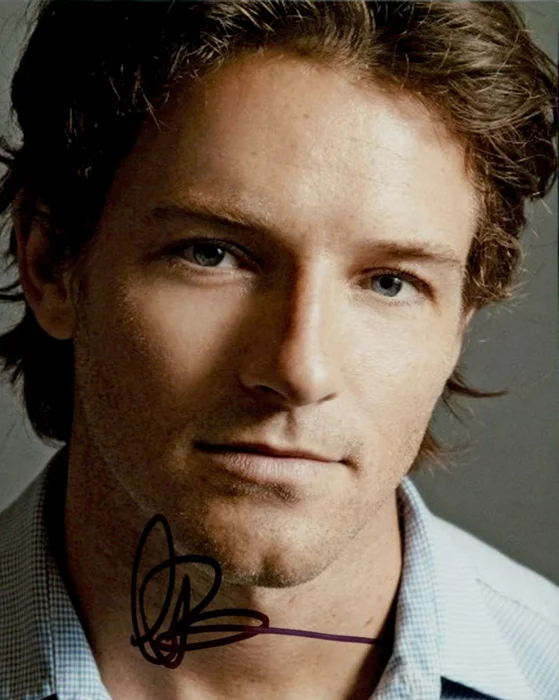 Ian  Bohen autograph