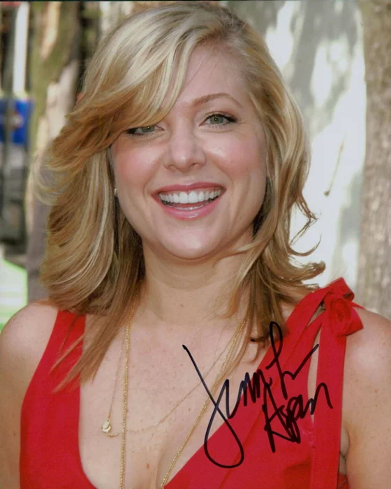 Jennifer Aspen autograph