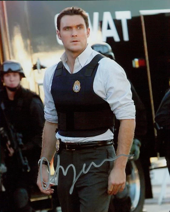 Owain Yeoman autograph