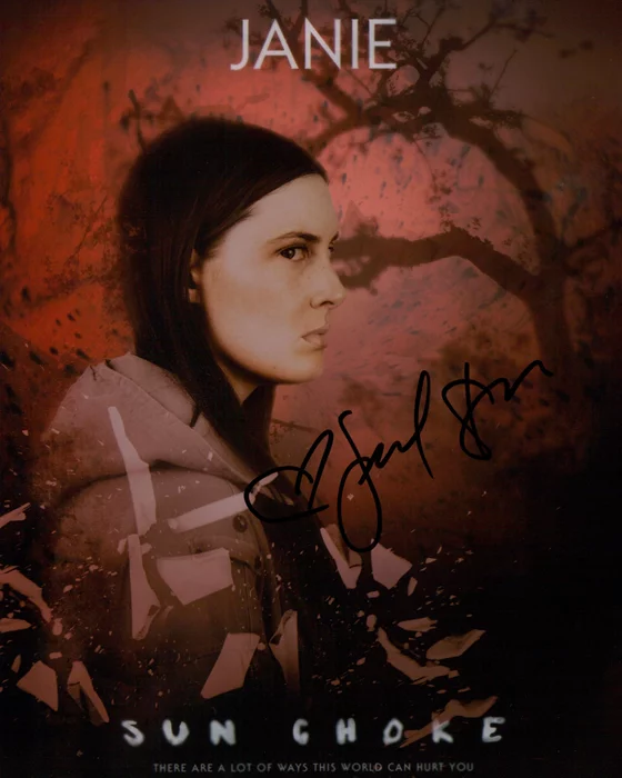 Sarah Hagan autograph