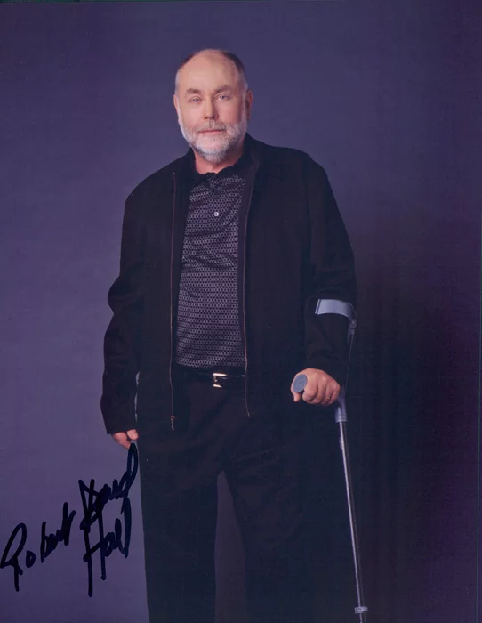 Robert David Hall autograph