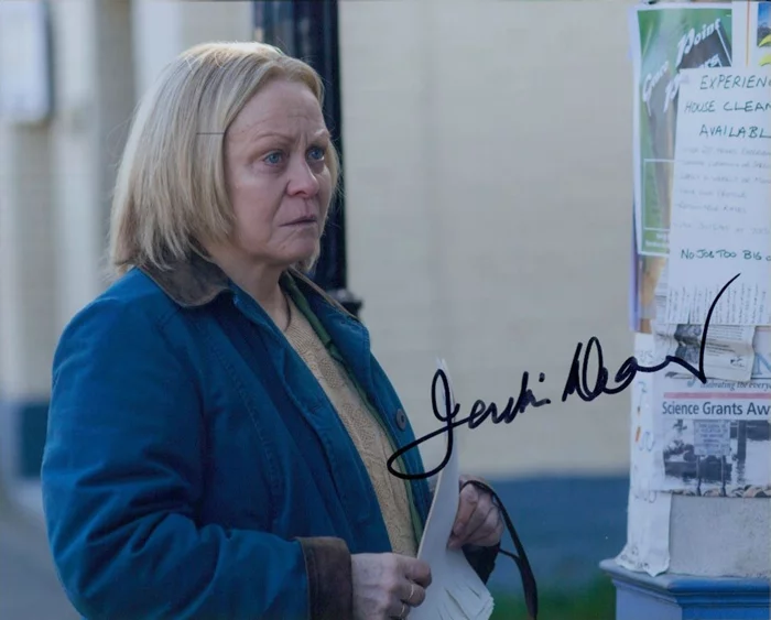 Jacki Weaver autograph