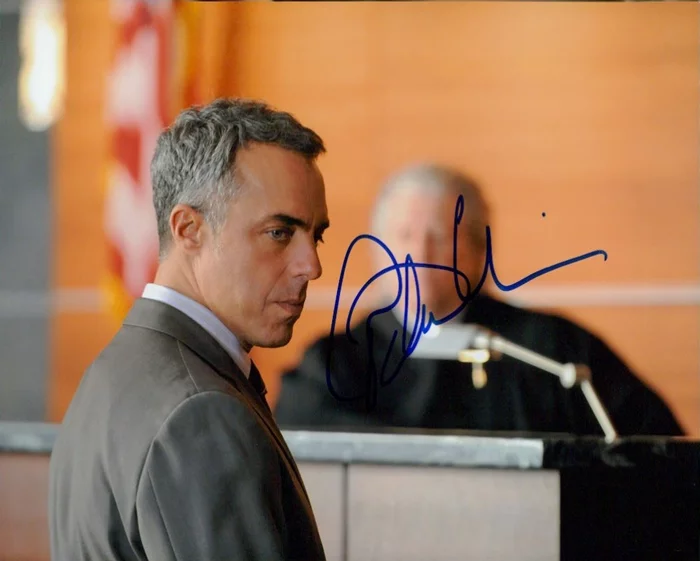 Titus Welliver autograph