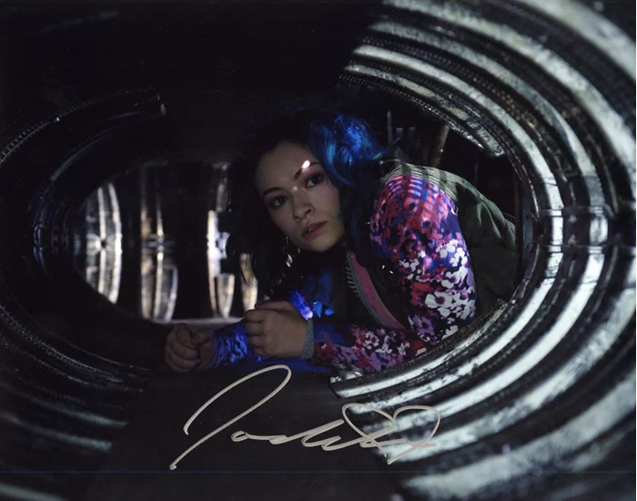 Jodelle Ferland autograph