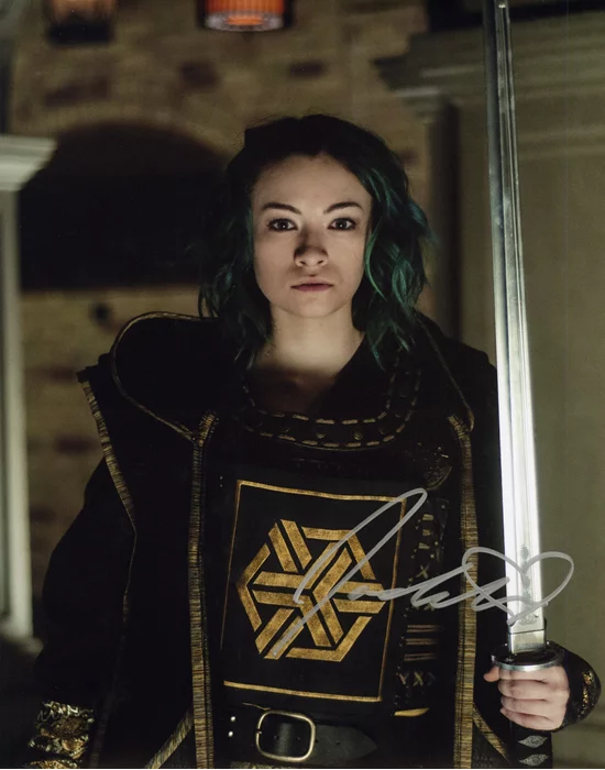 Jodelle Ferland autograph