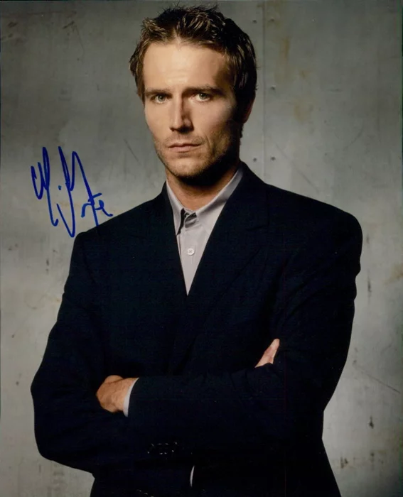Michael Vartan autograph