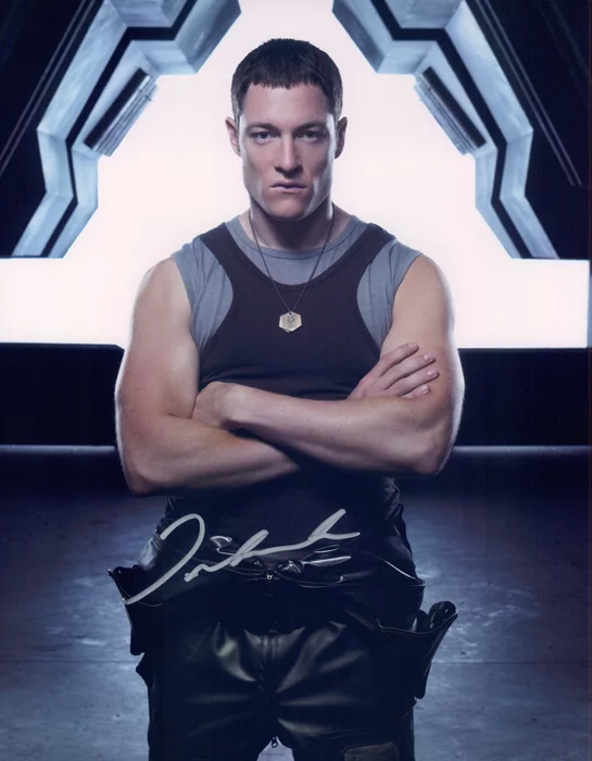 Tahmoh Penikett autograph