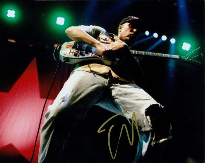 Tom Morello autograph